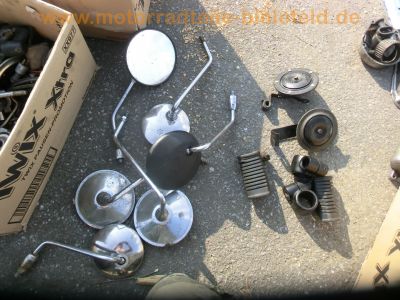 Suzuki_GS_550_E_neon-gelb_Ersatz-Teile_spares_spare_parts_-_wie_GS_400_500_750_850_1000_E_177.jpg