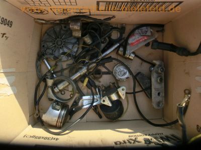 Suzuki_GS_550_E_neon-gelb_Ersatz-Teile_spares_spare_parts_-_wie_GS_400_500_750_850_1000_E_203.jpg