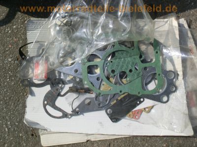 Suzuki_GS_550_E_neon-gelb_Ersatz-Teile_spares_spare_parts_-_wie_GS_400_500_750_850_1000_E_32.jpg