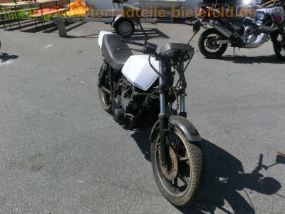 Kawasaki_KZ_750_R_weiss_ES-Verkleidung_GP_750_Z_mit_Z1-R_Z_1000_R_Maske_-_wie_Z_KZ_500_550_650_750_900_1000_37.jpg