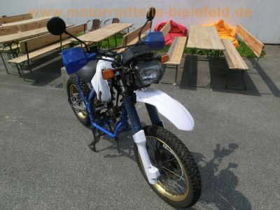 Honda_NX_650_Dominator_RD02_weiss_Hauptstaender_GIVI_Koffer-Traeger_-_wie_XR_SLR_FMX_650_RD06_RD08_RD09_Vigor_101.jpg