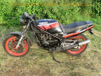 Yamaha_RD_350_YPVS_1WX_schwarz-rot_original_-_wie_RD_125_250_LC_4L1_4L0_31K_1WW_72.jpg