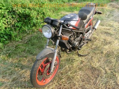 Yamaha_RD_350_YPVS_1WX_schwarz-rot_original_-_wie_RD_125_250_LC_4L1_4L0_31K_1WW_73.jpg