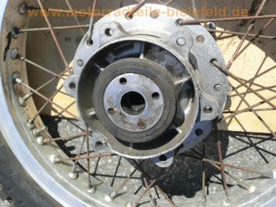 Honda_CL_250_S_MD04_Scrambler_Ersatz-Teile_spares_spare_parts_Hinter-Rad_rear_wheel_J_18_x_2_15_DID_2_15_x_18_9.jpg