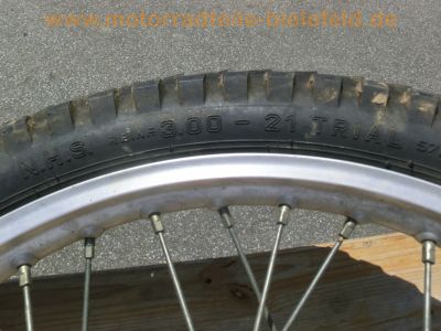 Kawasaki_KL_250_A_1978_Vorder-Rad_Hinter-Rad_rear_front_wheel_8.jpg