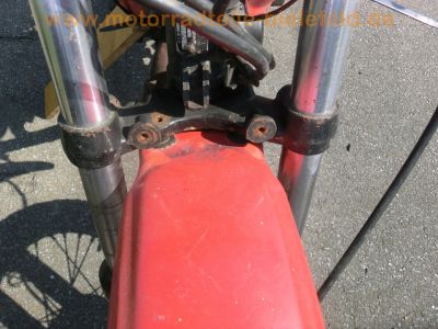 Kawasaki_KL_250_A_Klassik-Enduro_rot_Ur-Version_1978_-_wie_Z_KZ_200_A_250_LTD_56.jpg