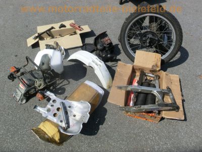 Honda_XL_500_R_PD02_weiss-rot_Ersatz-Teile_spares_spare-parts_Tank_Raeder_-_wie_XL_250_350_600_R_3.jpg