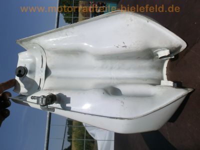Honda_XL_500_R_PD02_weiss-rot_Ersatz-Teile_spares_spare-parts_Tank_Raeder_-_wie_XL_250_350_600_R_50.jpg