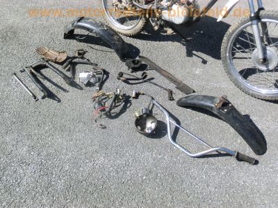Yamaha_DT_50_M_2M4_Mokick_MTX-Tank_Extras_orig__Papiere_-_wie_RD_TY_50_80_M_MX_MX-S_5.jpg