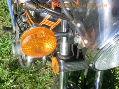 Suzuki_GS_550_E_schwarz_LED_orig__-_wie_GS_400_500_550_750_1000_D_E_L_M_34.jpg