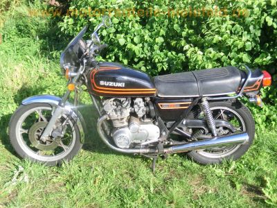Suzuki_GS_550_E_schwarz_LED_orig__-_wie_GS_400_500_550_750_1000_D_E_L_M_42.jpg