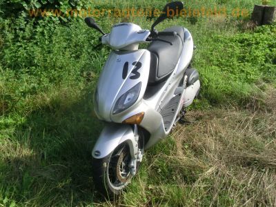 MBK_Thunder_125_SE05_wie_Skyliner_YP_XQ_125_150_XQ125_XQ150_SE02_SE03_SE04_Yamaha_Maxster_Majesty_38.jpg