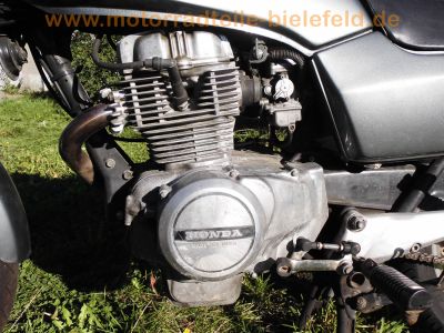 Honda_CB_400_N_grau_Sturz_MOTAD_2-1_Auspuff_-_wie_CM_CB_250_400_450_C_T_N_33.jpg