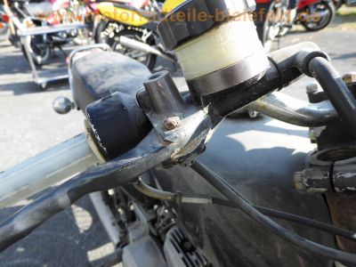 Suzuki_GT_250_grau_original_-_wie_GT_125_185_200_380_500_X7_57.jpg