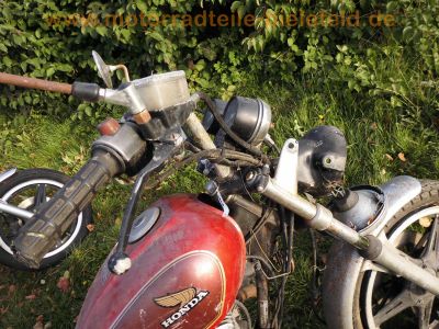 Honda_CM_400_T_NC01_braun_Wrack_Basis_f__Bobber_Chopper_42.jpg