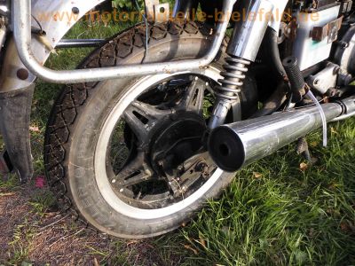 Honda_CM_400_T_NC01_orange_JAMA_Auspuff_SCHUH-Koffertraeger_Chrom-Fender_16.jpg