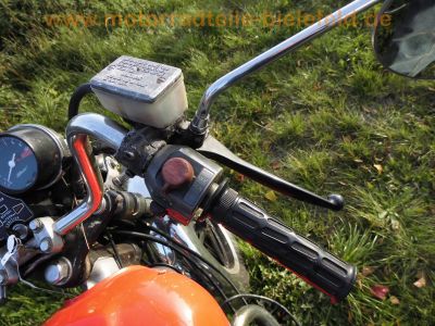 Honda_CM_400_T_NC01_orange_JAMA_Auspuff_SCHUH-Koffertraeger_Chrom-Fender_25.jpg