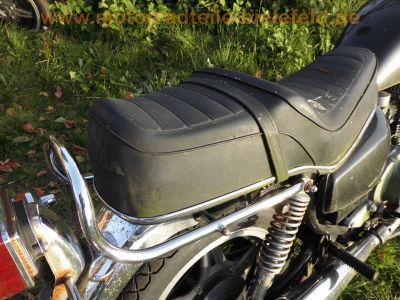 Honda_CM_400_T_NC01_schwarz_Chopper_orig__Auspuff_HM_447_448_Heck-Buegel_Chrom-Fender_12.jpg