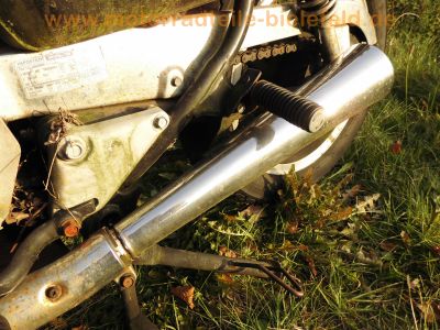 Honda_CM_400_T_NC01_schwarz_Chopper_orig__Auspuff_HM_447_448_Heck-Buegel_Chrom-Fender_50.jpg