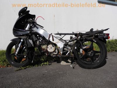 Aprilia_AF1_Futura_125_schwarz_FM_Motor_ROTAX_123_-_wie_Aprilia_RS_125_80_50_61.jpg