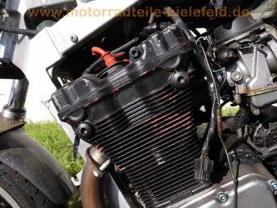 Suzuki_GSX-R_750_GR77B_orange_Street-Fighter_-_wie_GR77A_GR7AB_GSXR_1100_GU74C_GV73C_19.jpg