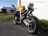 Suzuki_GSX-R_750_GR77B_orange_Street-Fighter_-_wie_GR77A_GR7AB_GSXR_1100_GU74C_GV73C_2.jpg