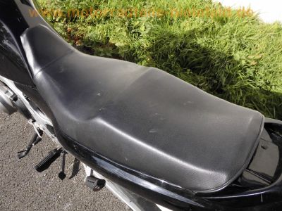 Suzuki_GS_500_E_GM51B_schwarz_mit_Jack_Daniels_Tank_-__wie_GM51A_21.jpg