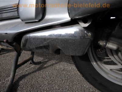 Honda_PC_800_RC34_Pacific_Coast_Kardan-Tourer_crash_-_V2-Motor_und_Heck_ok_wie_NTV_NT_650_V_Deauville_105.jpg