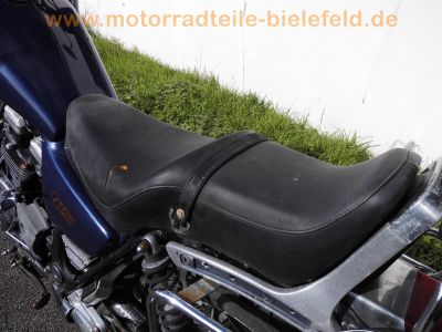 Honda_VF_750_C_RC09_MAGNA_blau_Chopper_Cruiser_25kW_Gepaecktraeger_vorverlegte_FISCHER_Fussrasten-Anlage_FS01_wie_VF_700_1100_C_S_F_RC21_RC28_22.jpg