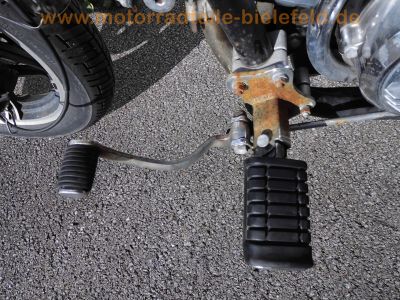 Honda_VF_750_C_RC09_MAGNA_blau_Chopper_Cruiser_25kW_Gepaecktraeger_vorverlegte_FISCHER_Fussrasten-Anlage_FS01_wie_VF_700_1100_C_S_F_RC21_RC28_31.jpg