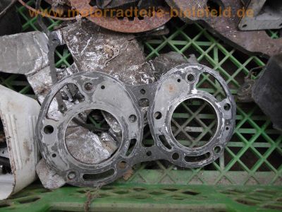 Yamaha_RD_500_LC_YPVS_1GE_Ersatz-Teile_spare-parts_-_wie_47X_RD_350_YPVS_1WW_31K_TDR_250_44.jpg