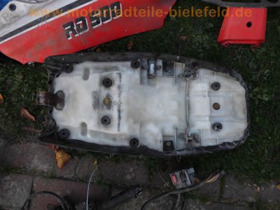 Yamaha_RD_500_LC_YPVS_1GE_Ersatz-Teile_spare-parts_-_wie_47X_RD_350_YPVS_1WW_31K_TDR_250_98.jpg