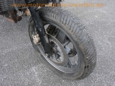 Honda_VFR_750_F_RC24_nackt_Ersatz-Teile_spare-parts_-_wie_RC36_CBR_600_1000_F_10.jpg