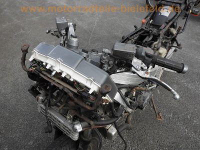 Honda_VFR_750_F_RC24_nackt_Ersatz-Teile_spare-parts_-_wie_RC36_CBR_600_1000_F_56.jpg