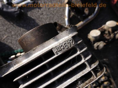 Honda_CB_250_N_rot_Wrack_Gepaecktraeger_27PS_Nockenwelle_-_ggf__44PS_CB_CM_CMX_400_450_N_T_S_12.jpg