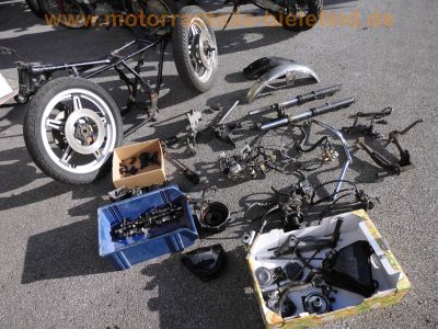 Honda_CB_750_G_Four_F2_F1_OHC_SOHC_Ersatz-Teile_spare-parts_736_ccm_Motor-Teile_2.jpg
