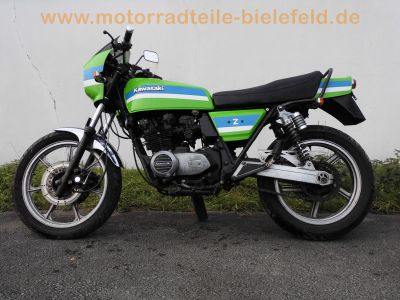 Kawasaki_KZ550D_Z_GPz_550_wie_Z_1000_R_Eddie_Lawson_Replica_KZ_ZX_400_500_A_H_D_J_1.jpg