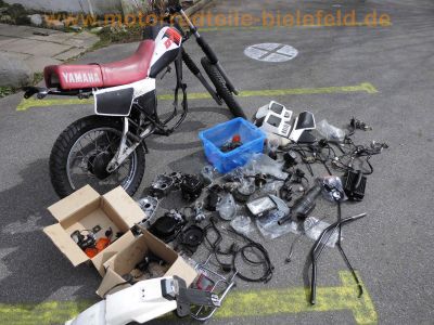 Yamaha_DT_125_LC_10V_Enduro_Motor-Ersatz-Teile_spare-parts_-_wie_RD_80_125_LC_I_II_LCI_LCII_6.jpg