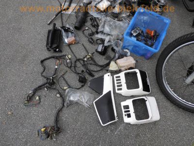 Yamaha_DT_125_LC_10V_Enduro_Motor-Ersatz-Teile_spare-parts_-_wie_RD_80_125_LC_I_II_LCI_LCII_8.jpg