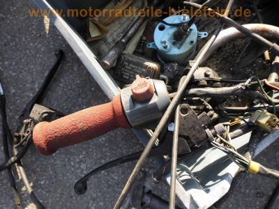 Honda_CB_400_N_rot_Michel_Ersatzteile_spare-parts_-_wie_CM_CB_250_400_450_T_N_12.jpg