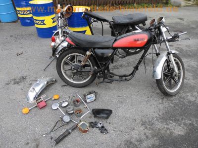 Yamaha_SR_500_2J4_2x_rolling_chassis_Ersatzteile_-_wie_48T_o__XT_500_250_57.jpg