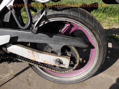 Yamaha_FZR_600_3RG_lila_Felgen_CRASH_-_wie_FZR_FZ_400_3HE_21.jpg