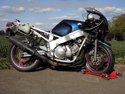 Yamaha_FZR_600_3RG_lila_Felgen_CRASH_-_wie_FZR_FZ_400_3HE_28.jpg