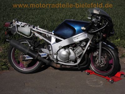 Yamaha_FZR_600_3RG_lila_Felgen_CRASH_-_wie_FZR_FZ_400_3HE_33.jpg