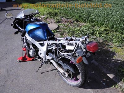 Yamaha_FZR_600_3RG_lila_Felgen_CRASH_-_wie_FZR_FZ_400_3HE_5.jpg