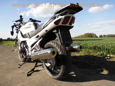 Yamaha_FJR_1300_RP04_weiss_Sturz_-_wie_RP08_RP11_RP13_2.jpg