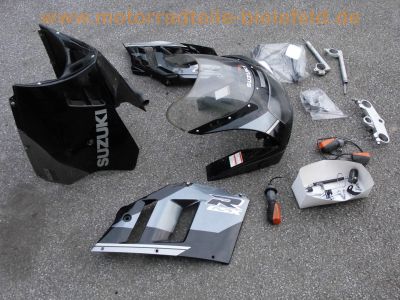 Suzuki_GSX-R_750_GR7AB_Ersatzteile_Verkleidung_Kanzel_Scheinwerfer_etc__-_wie_GSXR_750_GR7AA_5.jpg