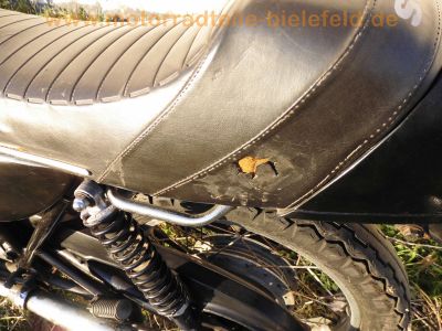 Suzuki_GS400E_Speichenraeder_Konis_Giuliari-Sitzbank_orig__Auspuff_8.jpg