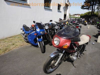 Suzuki_GS400E_Speichenraeder_Konis_Giuliari-Sitzbank_orig__Auspuff_87.jpg