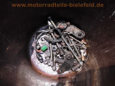 Suzuki_GSX_250_E_GJ53B_Ersatz-Teile_spare_parts_Motor_Regler_CDI_etc__-_wie_GS25X_GS40X_GSX400E_13.jpg
